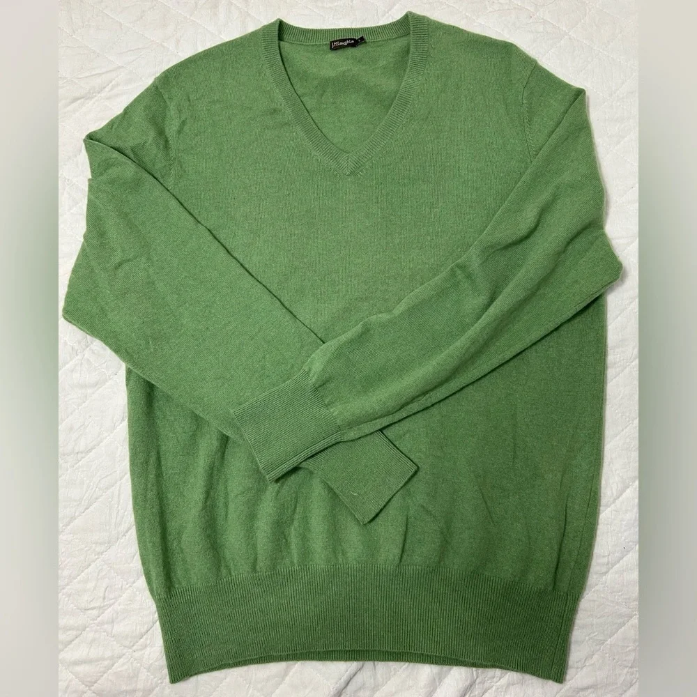 J. McLaughlin 100%Cashmere Classic Green V-Neck Sweater